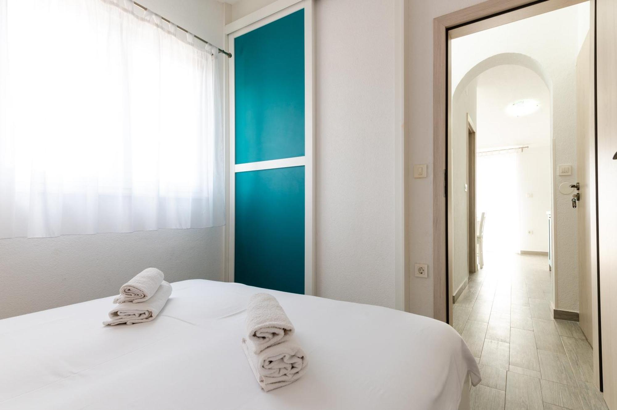 Apartments With A Parking Space Mavarstica, Ciovo - 17803 Trogir Quarto foto