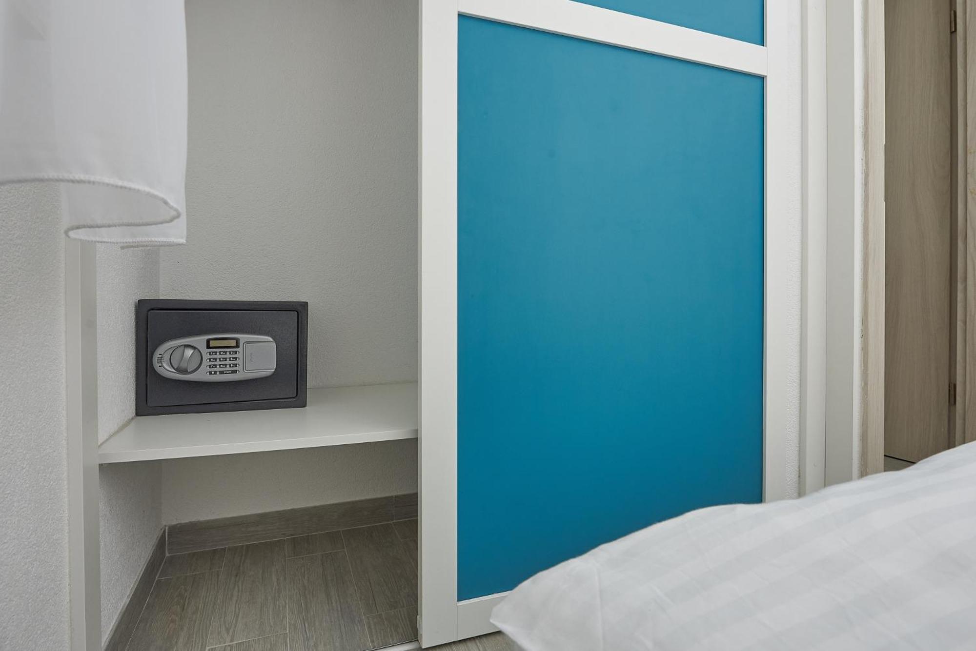 Apartments With A Parking Space Mavarstica, Ciovo - 17803 Trogir Quarto foto